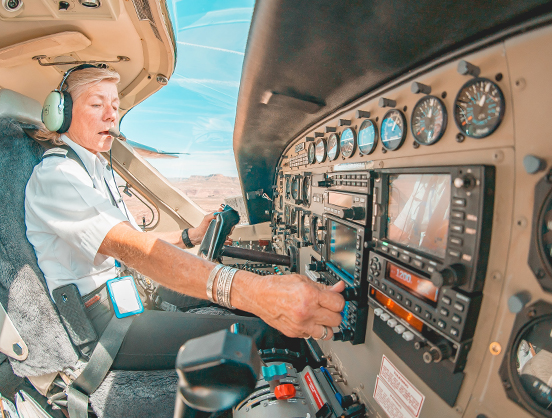 westwind-air-service-_TUvJQS9Aoo-unsplash-552-x-418